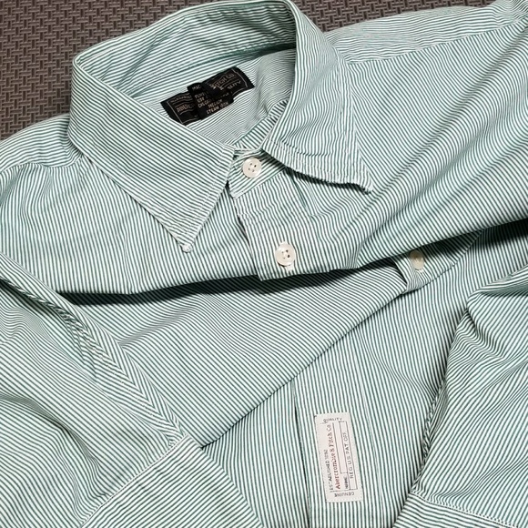 Abercrombie and Fitch Lg Button-down Long-sleeve - Picture 7 of 7